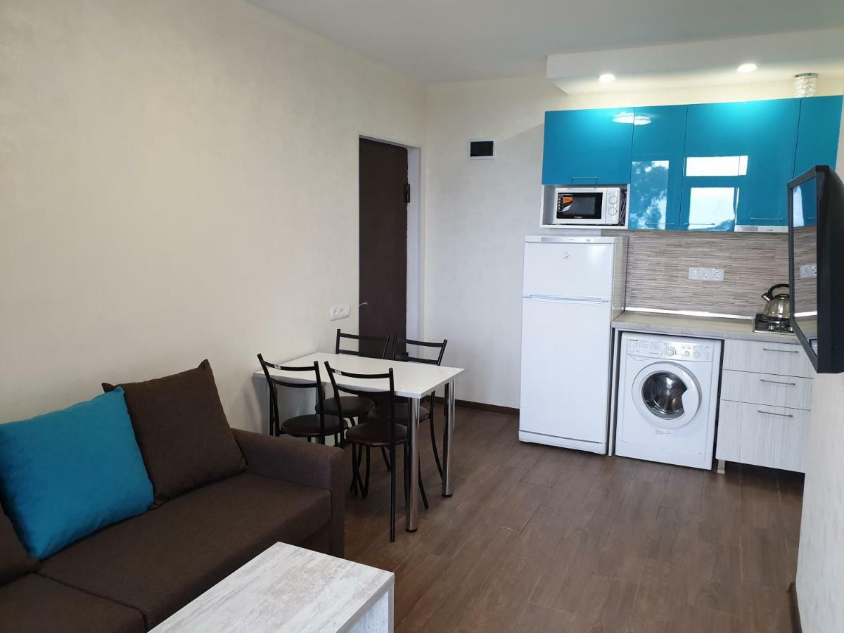 Apartment Near The Beach Batumi-Gonio Exteriör bild